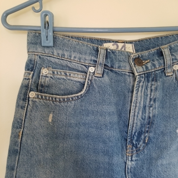 free People We The Free Hallie Distressed Denim Mini Skirt size 24 - Picture 7 of 8
